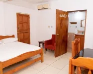 Lesville Tobago - С бассейном