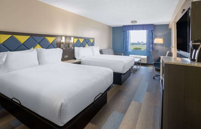 Days Hotel by Wyndham North Bergen /NYC Area