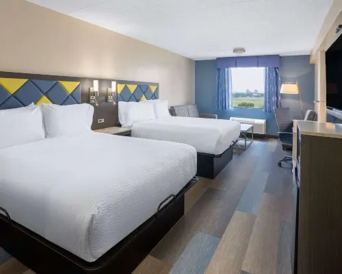 Days Hotel by Wyndham North Bergen /NYC Area Hotels near Golden Park