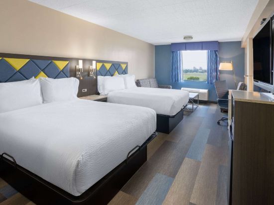 Days Hotel by Wyndham North Bergen /NYC Area