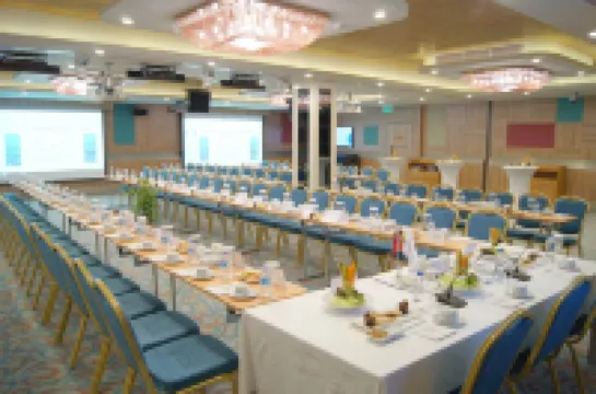 วีนุส เทอร์มัล บูทิค โอเทล