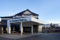 DoubleTree by Hilton West Kelowna Hotels in West Kelowna