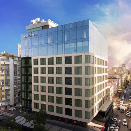DoubleTree by Hilton Adana Отели рядом с достопримечательностью «Мечеть Улу»