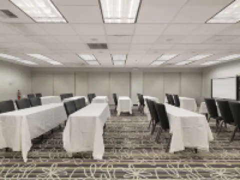 Howard Johnson by Wyndham Sacramento Downtown Hotels in Sacramento