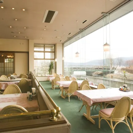 Rako Hananoi Hotel