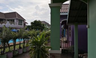 Turfan Hotel and Tigger Park