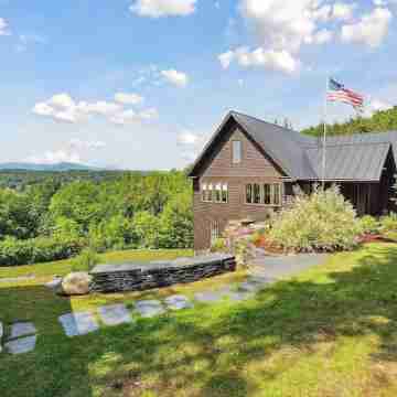 Eagle's View Stowe Hotel Exterior