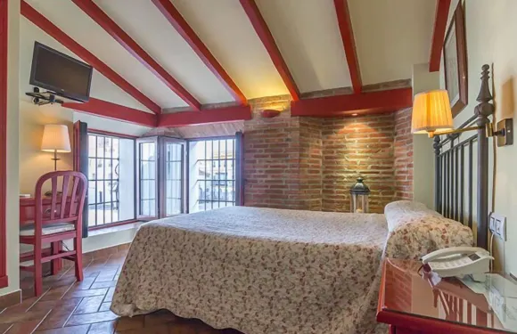 格蘭德廣場酒店