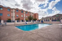 Motel 6 Page, AZ - piscine