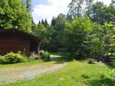 Detached Chalet in Lovely Hiking Region Hotels near Burg Bouillon