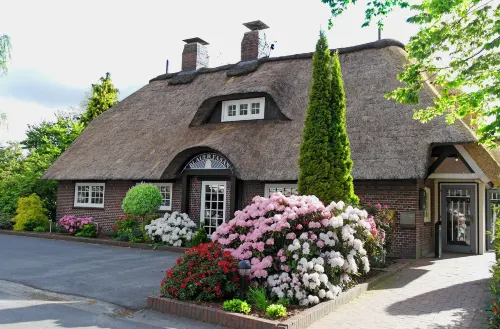 Hotel Blauer Fasan - Wiesmoor-Gärtnerei und Baumschule GmbH Hotels in Wiesmoor