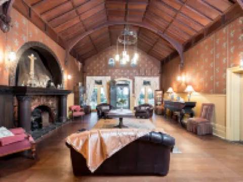 Coragulac House Cottages Hotels in Colac