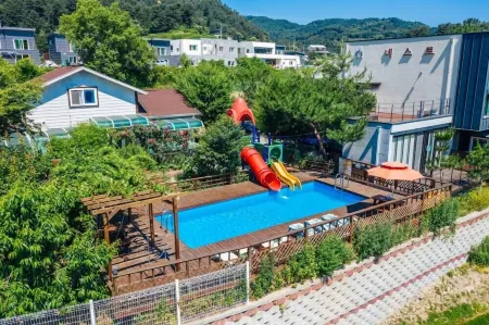 Huenest Pension Отели рядом с достопримечательностью «Garden of Morning Calm»