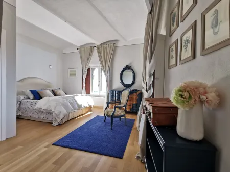 Between Sky and Sea in an Exclusive Village Full of Charm with a Private Terrace