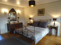 Manoir de Savigny Hotels in Teurthéville-Bocage