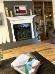 Charming 4-bedroom house with WiFi and “stock tank” pool in beautiful Georgetown