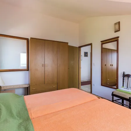 Apartments Kisic