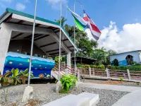 Cabinas Arrecife Hotels in Cahuita