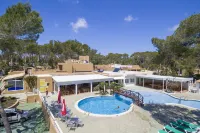 Ses Eufabietes Apartments & Restaurant Hotels in Es Calo
