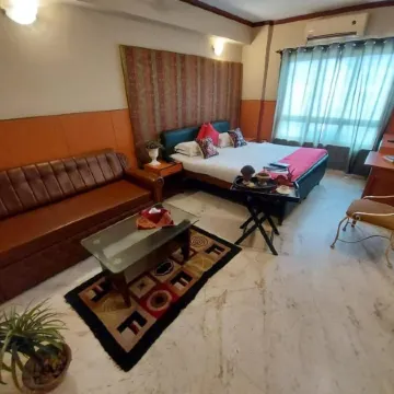 Malik Guest House Отели рядом с достопримечательностью «Национальная Библиотека»