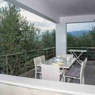Nina's Villa, Cosy Seaview Retreat Others