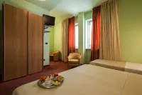 Hotel Lux Hotels in Alessandria