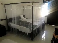 salty surf camp Hotels in Pottuvil