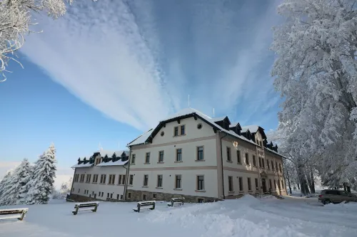 Hotel Poutní Dům - 3-Sterne
