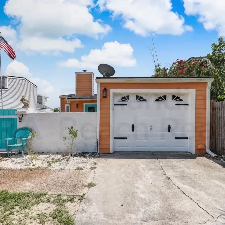 2706 W, 3rd St Home