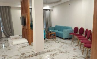 Tej Hotel & Restaurant