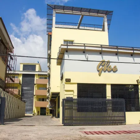 Glee Hotel