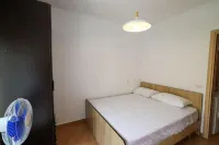 Tirent Apartment -Cozy 1-Bedroom Stay at Shkëmbi i Kavajës 2