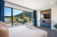 Luxe Suites & Apartments