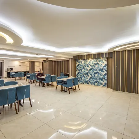 Madi Otel