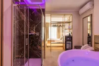 AlbaDea Suites&Jacuzzi
