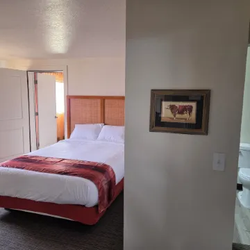 New Western Inn & Suites