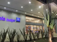 ibis budget BH Afonso Pena Savassi Hotels near Savassi
