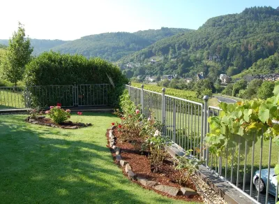 Flair Hotel am Rosenhügel - Garni Hotels in Cochem