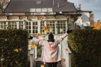 Villa Strandvägen Hotels near Alms Motor AB