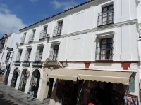 Hotel Boutique Caireles Hotels near Mosque-Cathedral of Córdoba