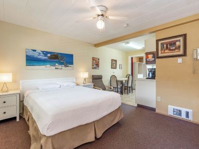 Safari Beach Resort