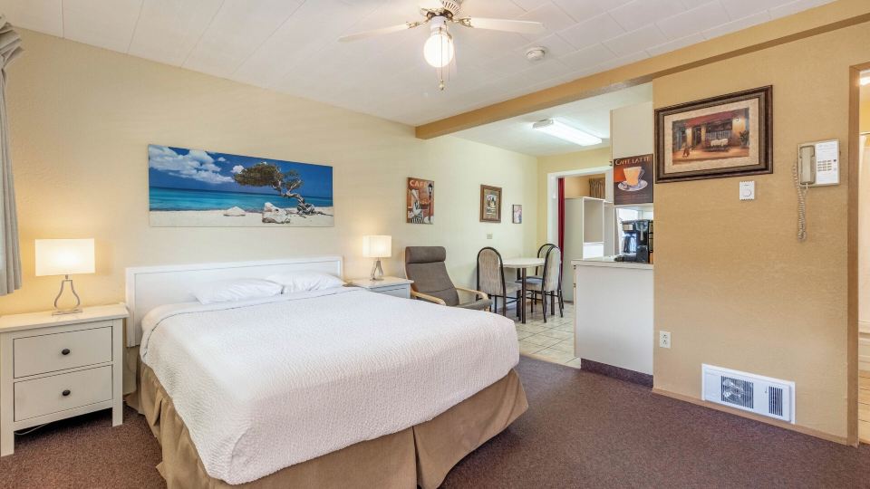Safari Beach Resort