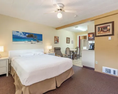 Safari Beach Resort Hoteles en Osoyoos