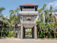 Mahkota Hotel 타만 나셔널 메루 베티리, 수카메이드 주변 호텔