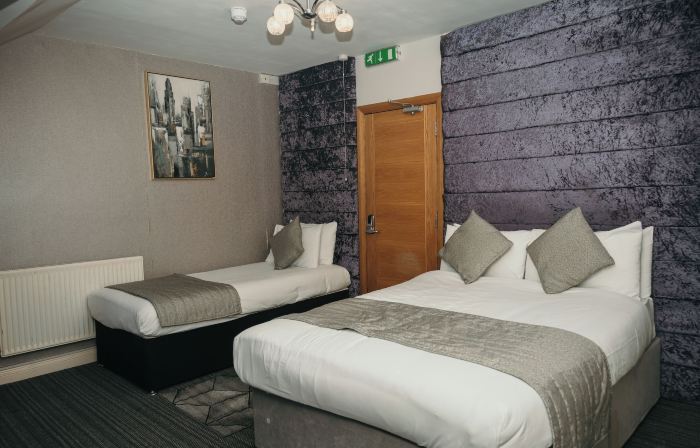 Hotels 247