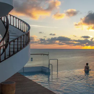 Stone Hotel Dhiffushi