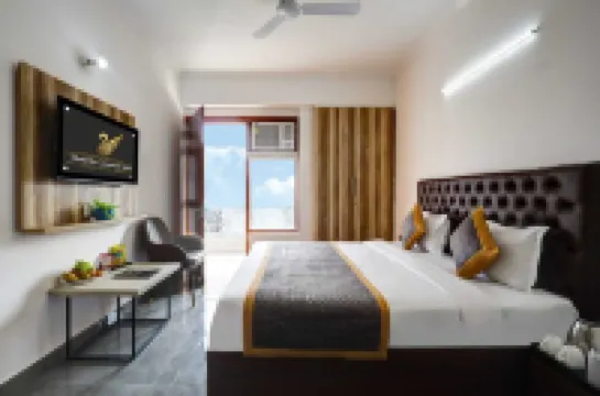 FabHotel la Corporate Suite