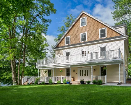 レイクハウス イン リーのホテル