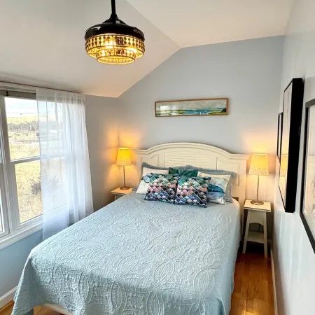 Beachfront on our private beach! Siren Cottage - Pipers' Shore