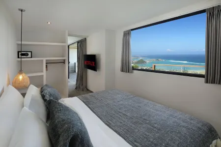 Telescope Villas Lombok Отели рядом с достопримечательностью «Pantai Selong Belanak»